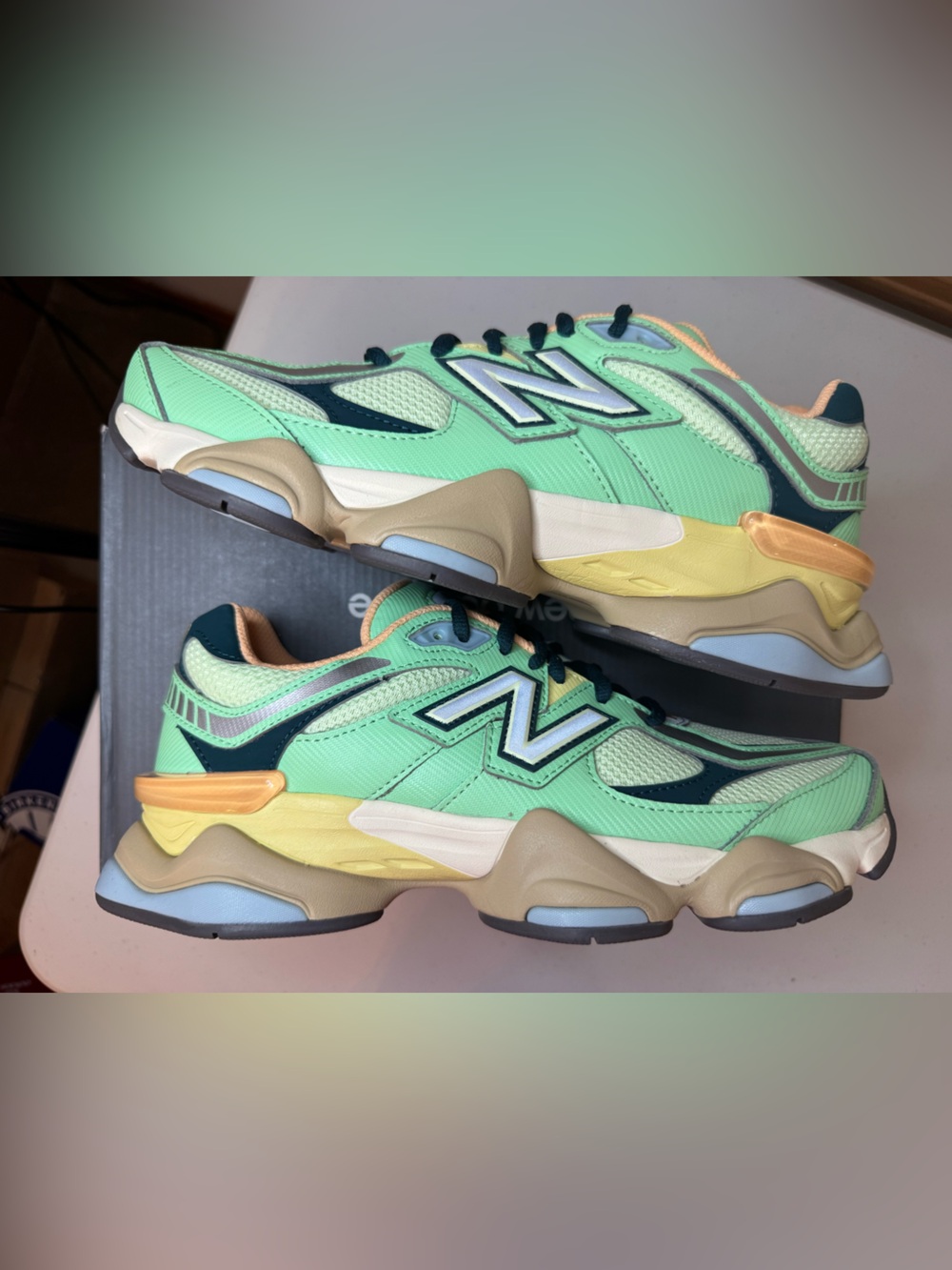 New Balance 9060 Sweetgrass Deep Ocean